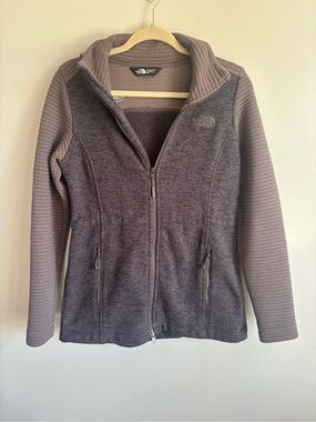 The North Face Women's Grey Zip-Up Fleece Jacket gorpcore size Small